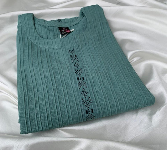 Elegant Green Textured Kurti for Women – Casual & Office Wear
